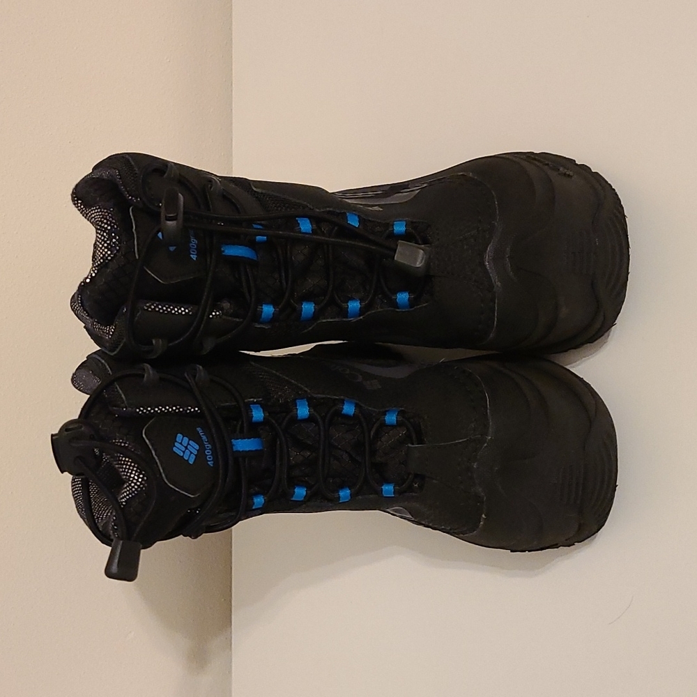 Columbia Bugaboot Boys Boots-size 2